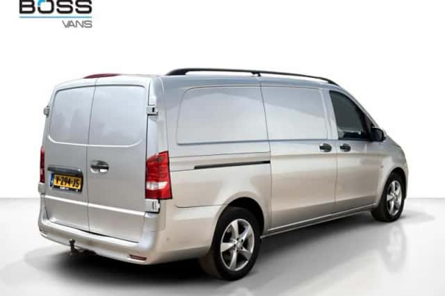 Mercedes-Benz Vito (2017) thumbnail 5