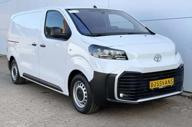 Toyota Proace (2024) thumbnail 4
