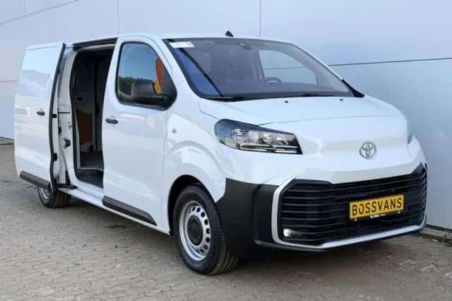 Toyota Proace (2024) thumbnail 5