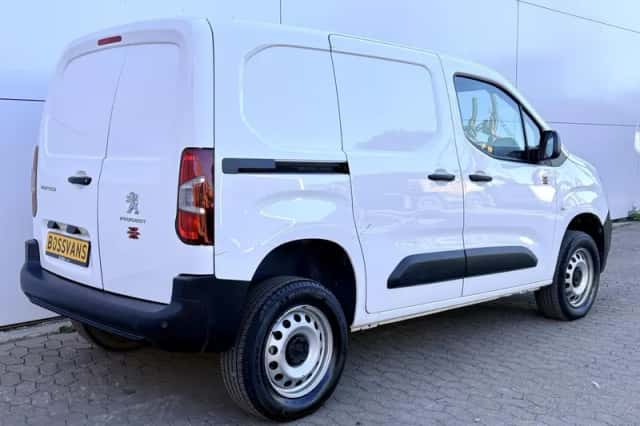 Peugeot Partner (2022) thumbnail 3