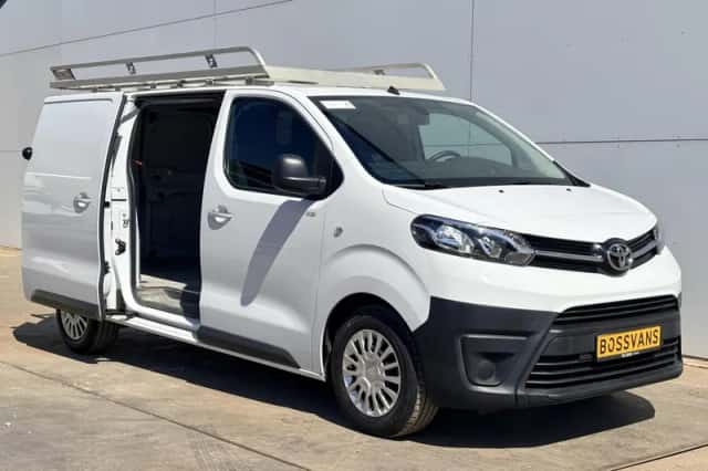 Toyota Proace (2023) thumbnail 5