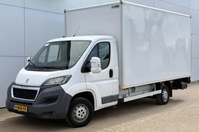 Peugeot Boxer (2017) thumbnail 1