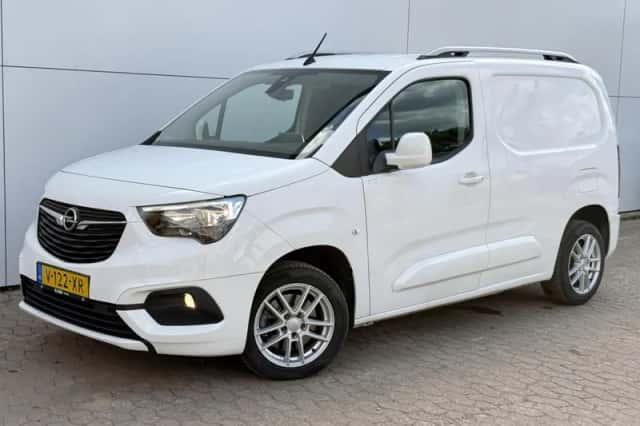 Opel Combo (2019) thumbnail 1