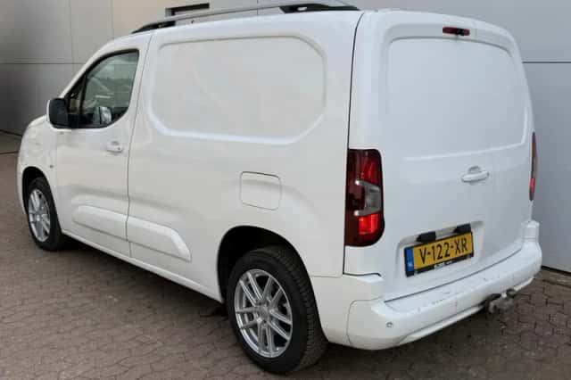 Opel Combo (2019) thumbnail 2