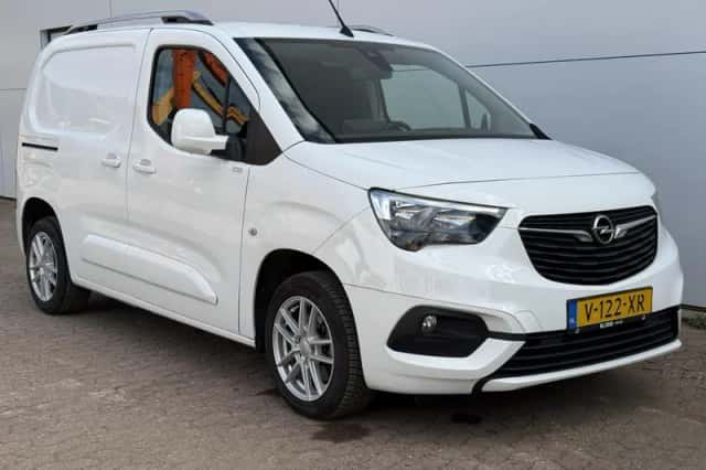 Opel Combo (2019) thumbnail 4