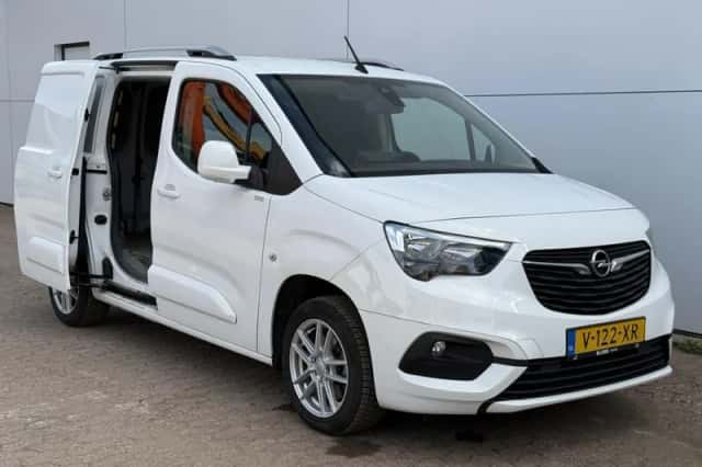 Opel Combo (2019) thumbnail 5