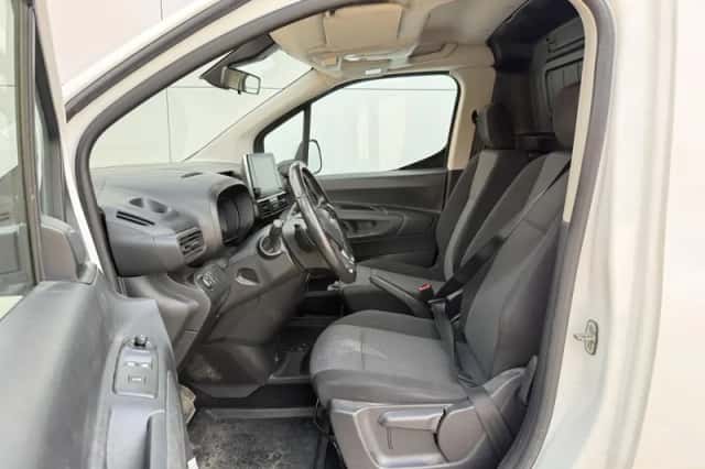 Opel Combo (2019) thumbnail 6