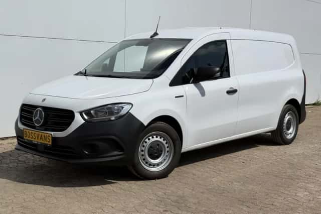 Mercedes-Benz eCitan (2024) thumbnail 1