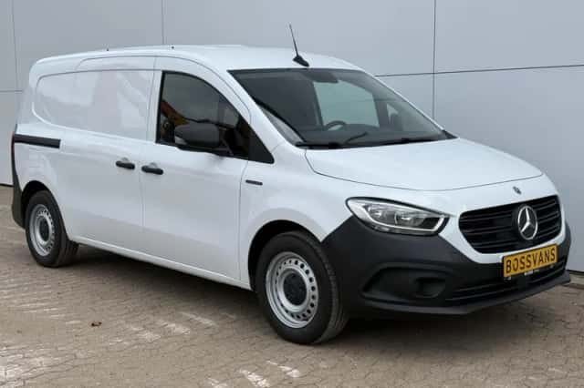 Mercedes-Benz eCitan (2024) thumbnail 5