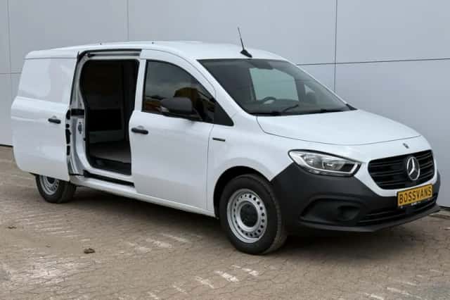 Mercedes-Benz eCitan (2024) thumbnail 6