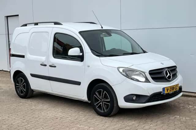 Mercedes-Benz Citan (2018) thumbnail 4