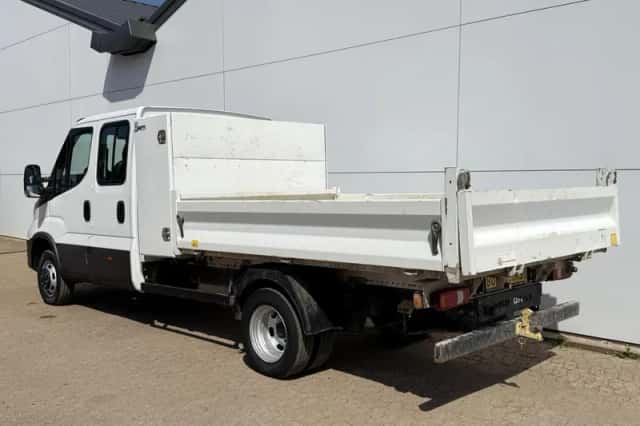 Iveco Daily (2022) thumbnail 3