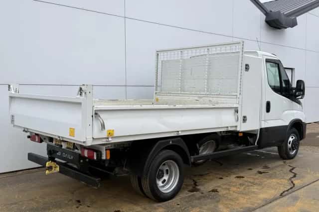 Iveco Daily (2022) thumbnail 4