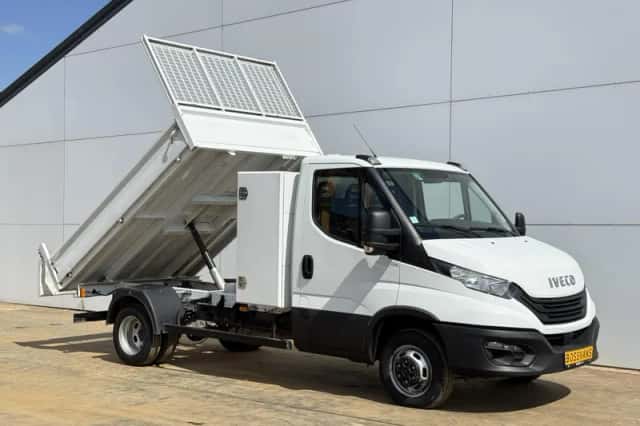 Iveco Daily (2022) thumbnail 6