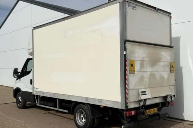 Iveco Daily (2023) thumbnail 2