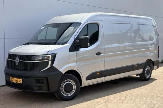 Renault Master (2024) thumbnail 1