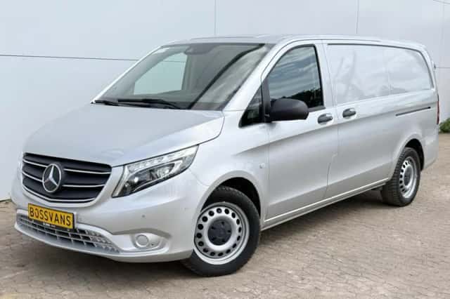 Mercedes-Benz Vito (2021) thumbnail 1