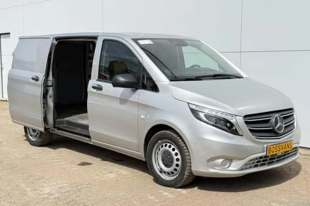 Mercedes-Benz Vito (2021) thumbnail 4