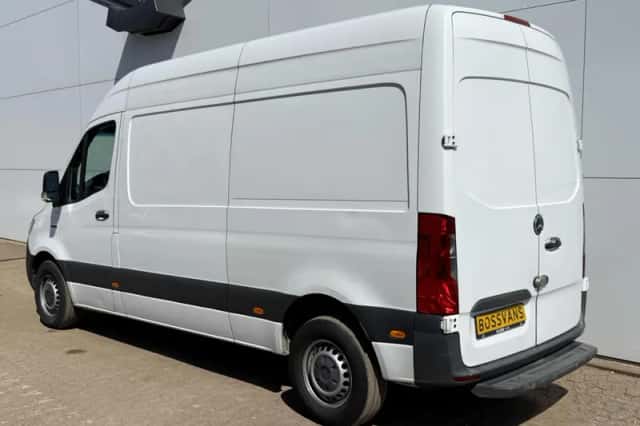 Mercedes-Benz eSprinter (2022) thumbnail 3