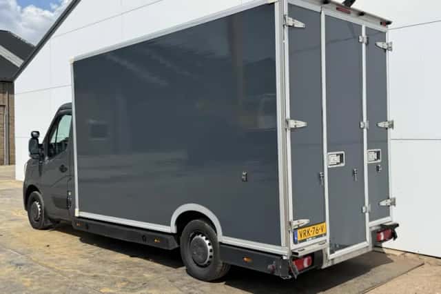 Renault Master (2022) thumbnail 2