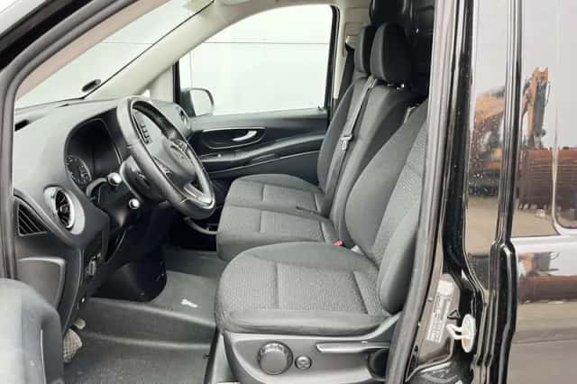 Mercedes-Benz Vito (2022) thumbnail 6