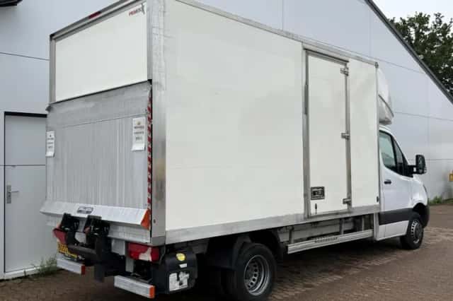 Mercedes-Benz Sprinter (2022) thumbnail 2