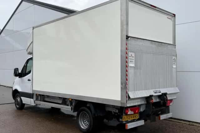 Mercedes-Benz Sprinter (2022) thumbnail 3