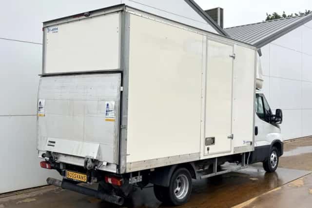 Iveco Daily (2023) thumbnail 3