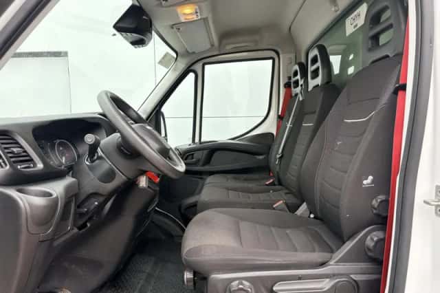Iveco Daily (2023) thumbnail 5