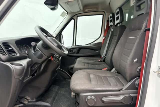 Iveco Daily (2023) thumbnail 5