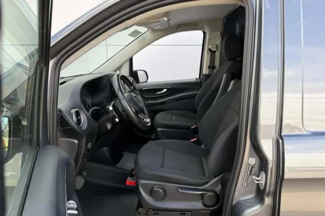Mercedes-Benz Vito (2020) thumbnail 6