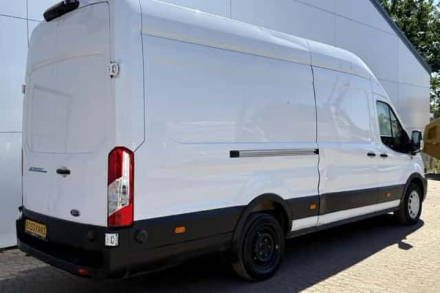 Ford E transit (2023) thumbnail 4