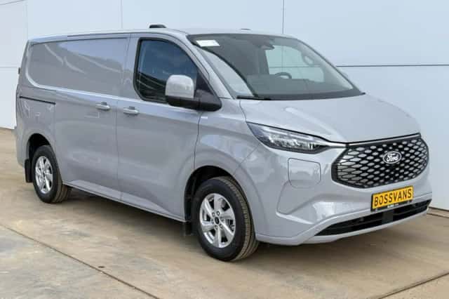 Ford E-Transit Custom (2025) thumbnail 4