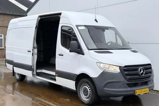 Mercedes-Benz Sprinter (2022) thumbnail 5