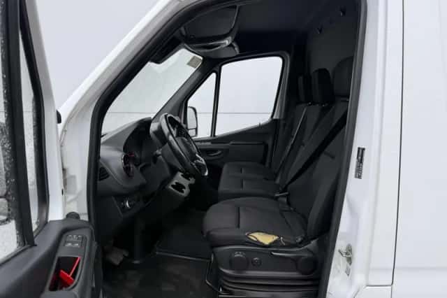 Mercedes-Benz Sprinter (2022) thumbnail 6