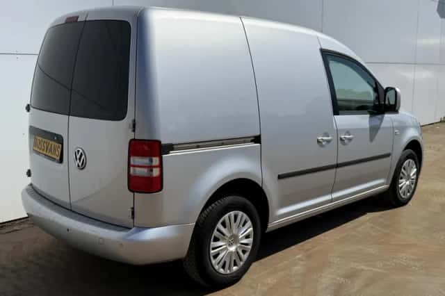 Volkswagen Caddy (2014) thumbnail 3