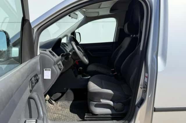 Volkswagen Caddy (2014) thumbnail 6