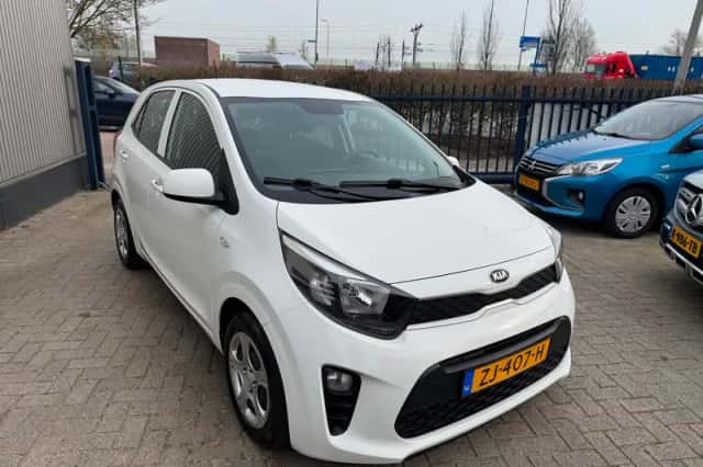 Kia Picanto (2019) thumbnail 4
