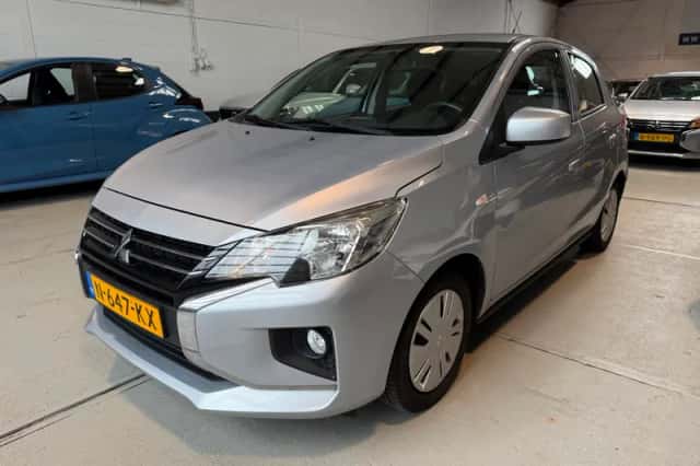 Mitsubishi Space Star (2021) thumbnail 1