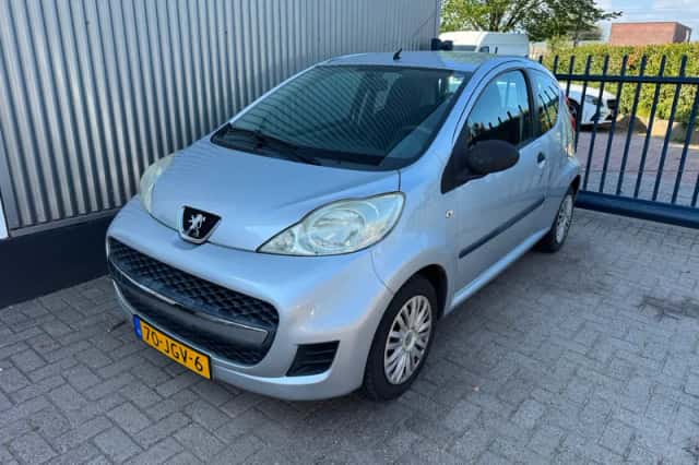 Peugeot 107 (2009) thumbnail 1
