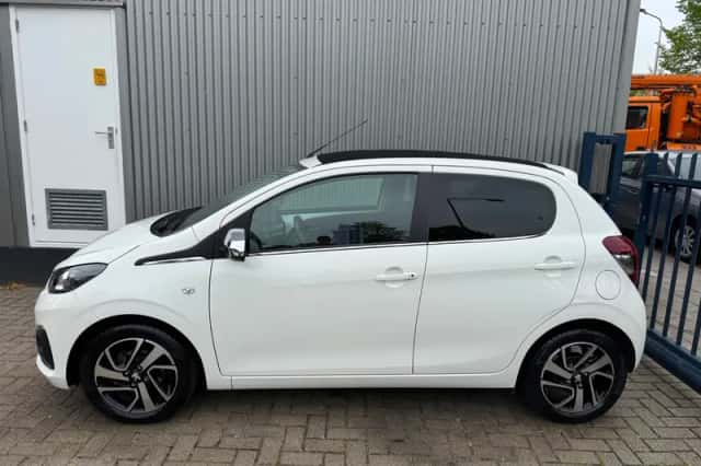 Peugeot 108 (2021) thumbnail 4