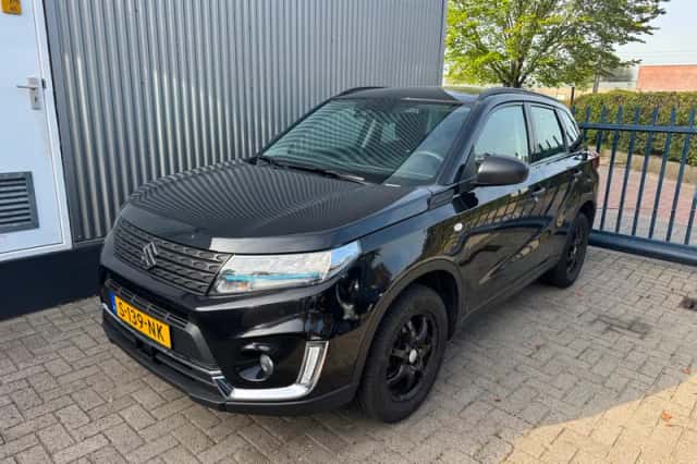 Suzuki Vitara (2023) thumbnail 1