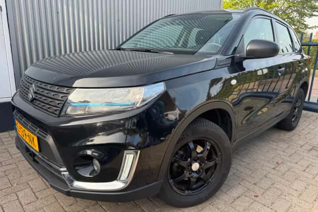 Suzuki Vitara (2023) thumbnail 2