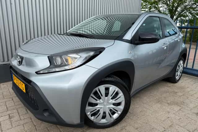 Toyota Aygo X (2022) thumbnail 3