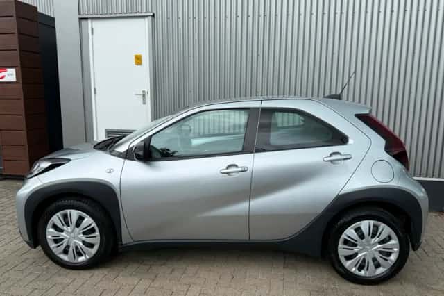 Toyota Aygo X (2022) thumbnail 5