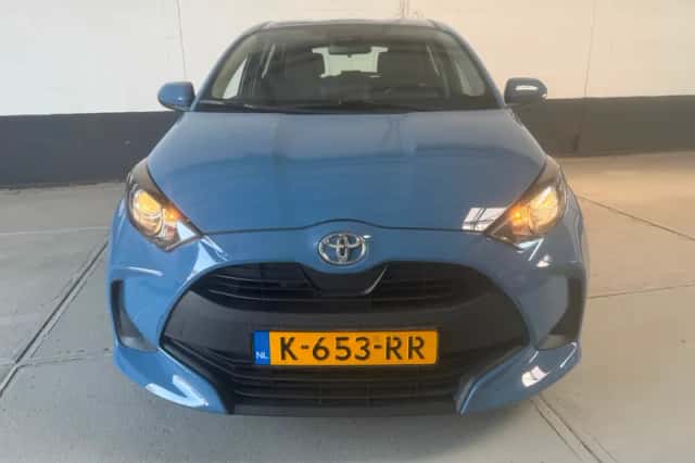Toyota Yaris (2021) thumbnail 5