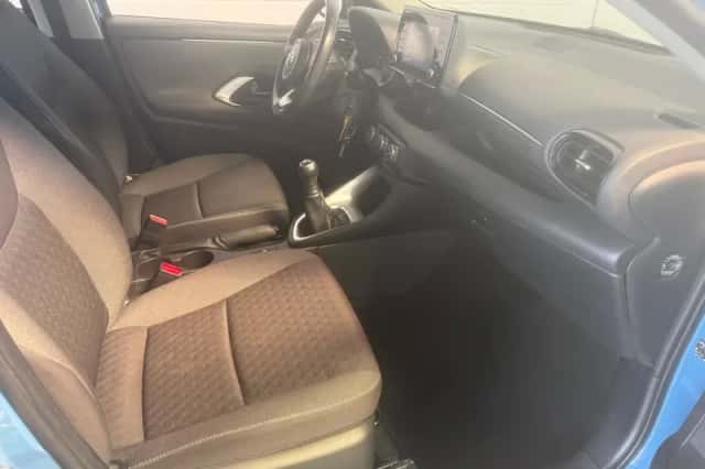 Toyota Yaris (2021) thumbnail 6