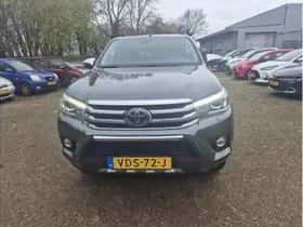Toyota Hilux (2019) thumbnail 5
