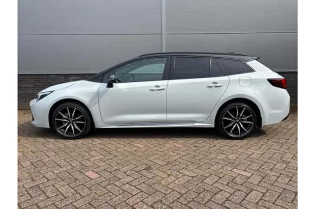 Toyota Corolla (2026) thumbnail 2