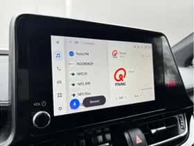 Toyota C-HR (2023) thumbnail 12